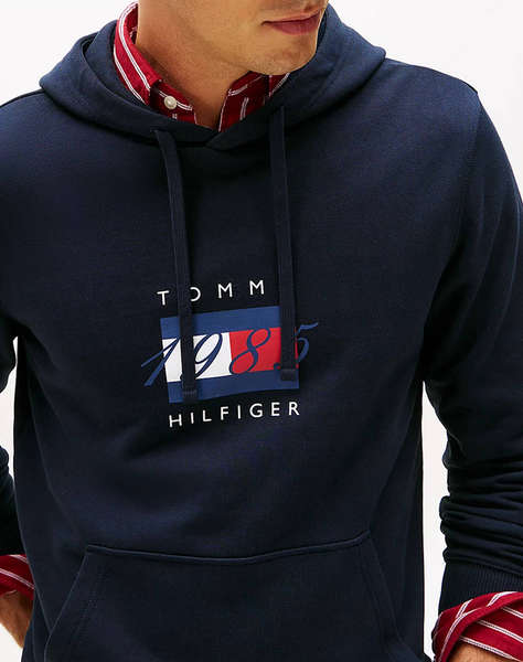 TOMMY HILFIGER LINEAR FLAG GRAPHIC HOODIE