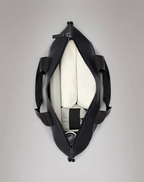 RAINS Tote Bag Mini W3 (Dimensiuni: 36 x 13 x 40cm.)