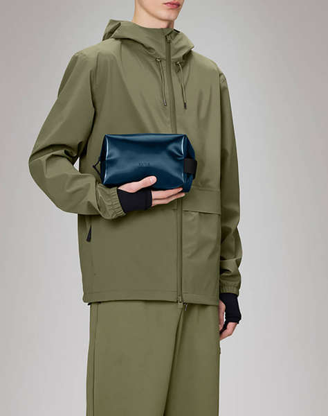 RAINS Wash Bag Small W3 (Dimensiuni: 13 x 11 x 21cm.)