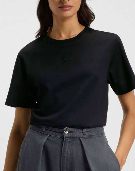 BOSS Elpha_Placed3 10269788 01