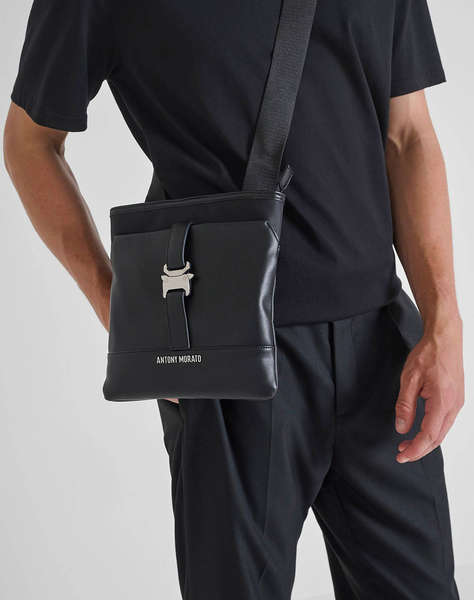 ANTONY MORATO MMAB00447FA600302 MIN OF 3 MESEENGER IN NYLON AND FAUX LEATHER.3D LOGO METAL RIVET.DOUBLE POCKETS WITH ZIP AND MAGNET CLOSURE GEANTA DE BARBATI