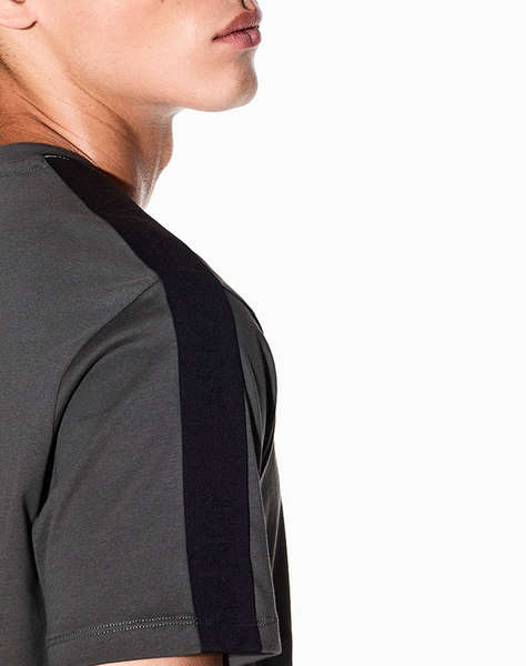 ARMANI EXCHANGE T-SHIRT