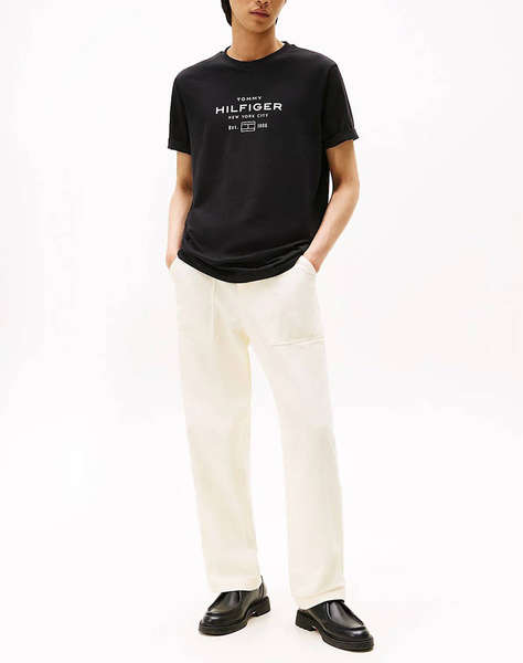 TOMMY HILFIGER HILFIGER STACK GRAPHIC TEE