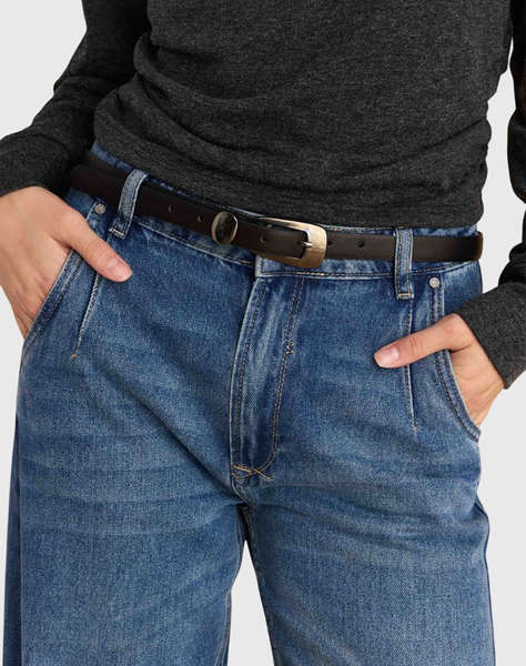 ATTRATTIVO CUREA PIELE