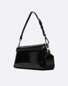 CALVIN KLEIN JEANS CK MUST DBL STRAP MINI BAG_SHINY (Dimensiuni: 20 x 11 x 5cm.)