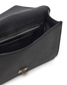 CALVIN KLEIN JEANS FORGED LOCK SMALL FLAP (Dimensiuni: 21 x 12 x 5cm.)
