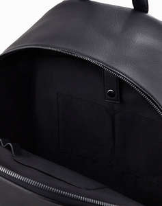 ARMANI EXCHANGE BACKPACK (Dimensiuni: 25 x 31 x 10cm.)