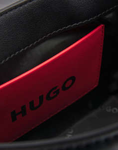 HUGO Mel Crossbody WB 10269938 01 (Dimensiuni: 23 x 13 x 10cm.)