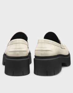 HUGO Kris_Loafer_NPK 10269804 01