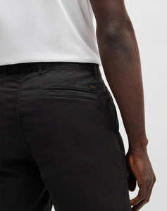 BOSS Chino-slim-Shorts 10270650 01