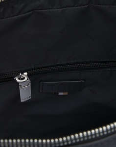 BOSS New Crosstown_Doc S. 10249092 01 (Dimensiuni: 29 x 37.5 x 6 cm.)