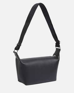 CALVIN KLEIN JEANS ULTRALIGHT SHOULDER BAG22 PU (Dimensiuni: 21.5 x 16 x 10cm.)