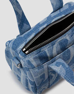HUGO Roselyn Duffle-AO 10266099 01 (Dimensiuni: 17 x 12 x 11cm.)