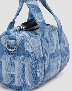 HUGO Roselyn Duffle-AO 10266099 01 (Dimensiuni: 17 x 12 x 11cm.)