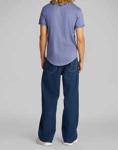 CALVIN KLEIN BADGE ROUND HEM TEE