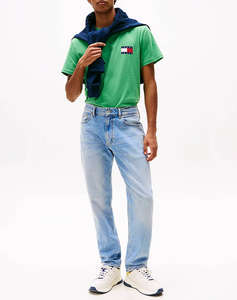 TOMMY JEANS TJM SLIM ESSENTIAL FLAG TEE EXT