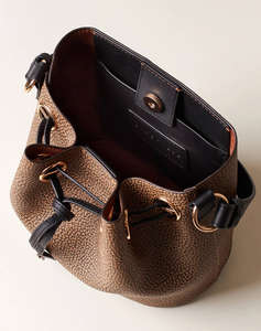 BORBONESE BUCKET BAG (Dimensiuni: 20 x 21 x 13 cm)
