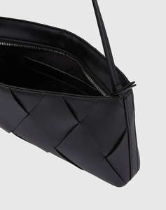 CALVIN KLEIN JEANS CK WOVEN ELONGATED SHOULDER BAG (Dimensiuni: 31 x 5 x 14,5cm.)