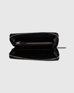 CALVIN KLEIN MINI QUILT LARGE ZIP AROUND (Dimensiuni:19 x 9 x 2cm.)