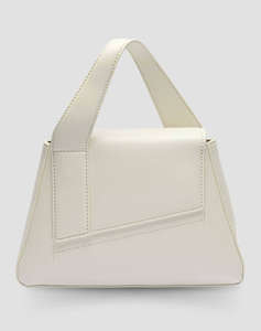 HUGO Lylah Top Handle 10245651 01 (Dimensiuni: 24.5 x 17 x 7.5cm.)