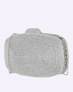 EXE CLUTCH Dimensiuni: 12 x 5 x 21cm.)