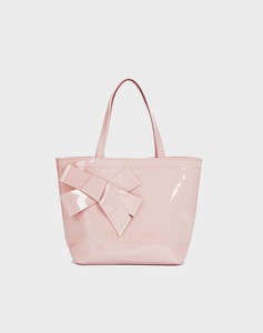 LightPink