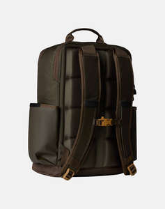 THE NORTH FACE BASE CAMP DAYPACK TNF (Dimensiuni: 31 x 16 x 46cm.)