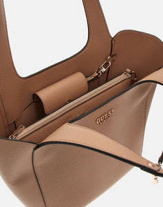 GUESS HELINA 3 COMP SATCH - 40220 GEANTA DE DAMA (Dimensiuni: 46 x 28 x 13cm.)