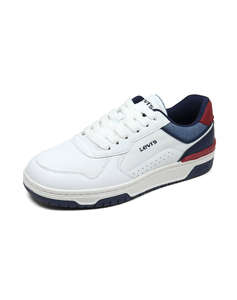 LEVIS DERECK