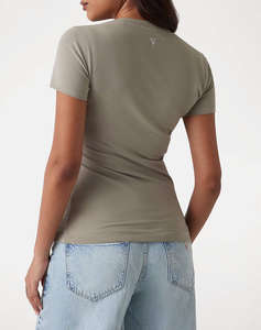 GUESS SS CN TRIANGLE BEADS TEE BLUZA DE DAMA