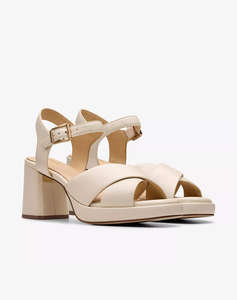 CLARKS Ritzy75 Rae