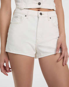 GUESS JEANS GJ HIGHWAIST MOM SHO - ECO REGEN CO AGATE STR WHITE PANTALONI SCURTI DE DAMA