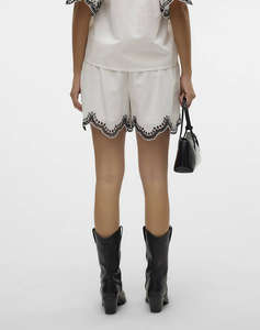 VERO MODA VMDIANA MW SHORTS WVN BTQ