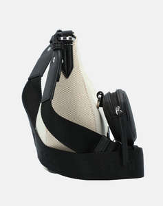 BOSS Addison Halfmoon CV 10271597 01 (Dimensiuni : 27 x 15 x 8cm.)