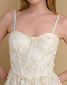 ATTRATTIVO ROCHIE