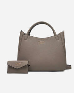 GUESS BRENTON SML GIRLFRIEND SATCHEL GEANTA DE DAMA (Dimensiuni: 28 x 21 x 10cm.)