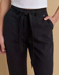 ATTRATTIVO PANTALONI
