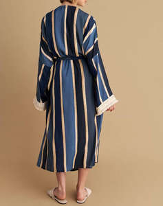 ATTRATTIVO KIMONO