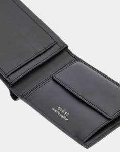GUESS BRCLN BLFLD W S FLT W COIN PKT PORTOFEL DE BARBATI (Dimensiuni: 12 x 9.5 x 2.5cm.)