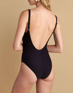 ATTRATTIVO COSTUM DE BAIE