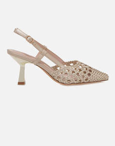 SEVEN SLINGBACK