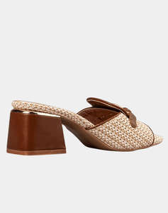 ENVIE INCALTAMINTE DE DAMA MULES