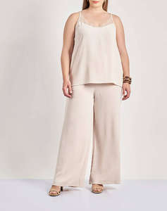 PARABITA Top lenjerie cu efect washed in relief cu dantela