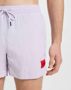HUGO DOMINICA 10238035 01