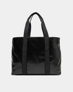 CALVIN KLEIN ULTRALIGHT WATER REPELLENT TOTE (Dimensiuni: 52 x 32 x 15cm.)