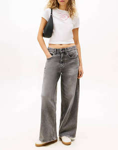TOMMY JEANS TJW SLIM SH HEART TEE