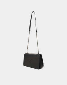 CALVIN KLEIN JEANS SCULPTED EW FLAP25 SHOULDER BAG (Dimensiuni: 25 x 16 x 8cm.)