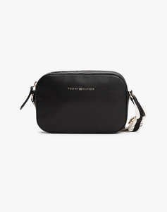 TOMMY HILFIGER TH LOGOTAPE CAMERA BAG (Dimensiuni: 19 x 13.5 x 5cm.)