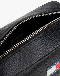 TOMMY JEANS TJW MUST CAMERA BAG (Dimensiuni: 18 x 7 x 14cm.)