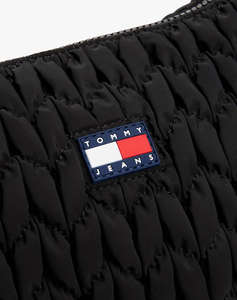 TOMMY JEANS TJW URBAN LARGE QUILTED X-BODY (Dimensiuni: 40 x 11.5 x 39cm.)